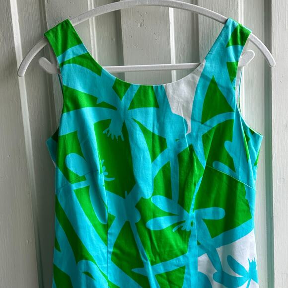Lilly Pulitzer Delia Dress in Green Bean All Lit Up Dragonfly print - Picture 3 of 9